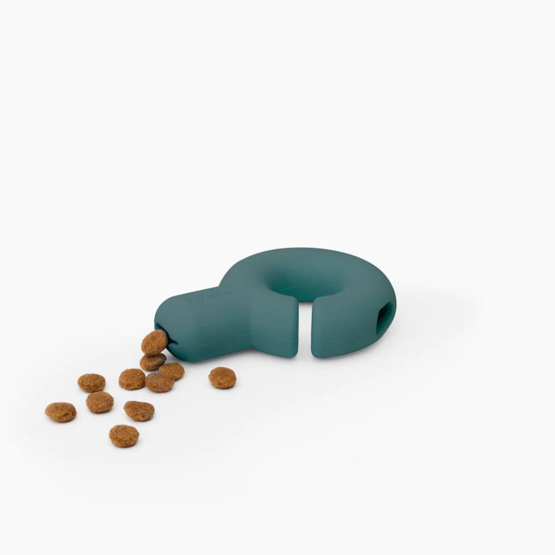 Fable 狗狗益智漏食玩具-單勾型(Falcon Toy)